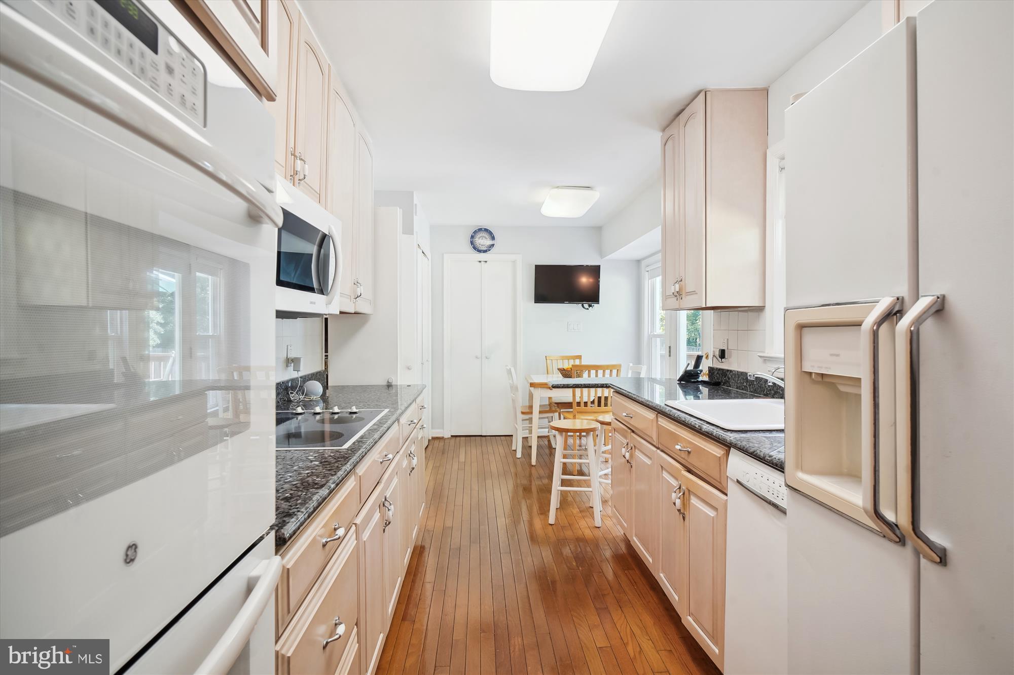 REGENCY ESTATES - Residential