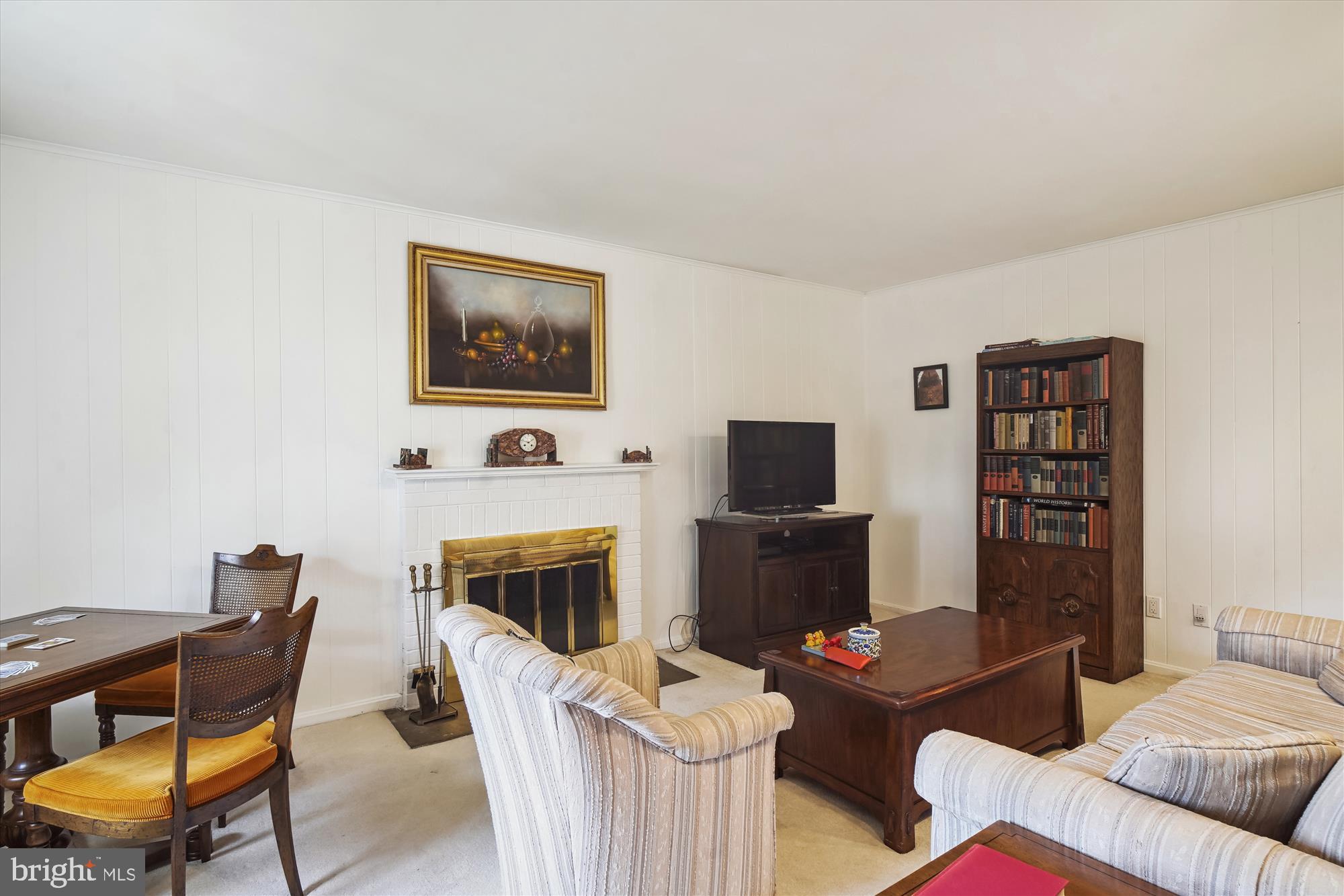 REGENCY ESTATES - Residential