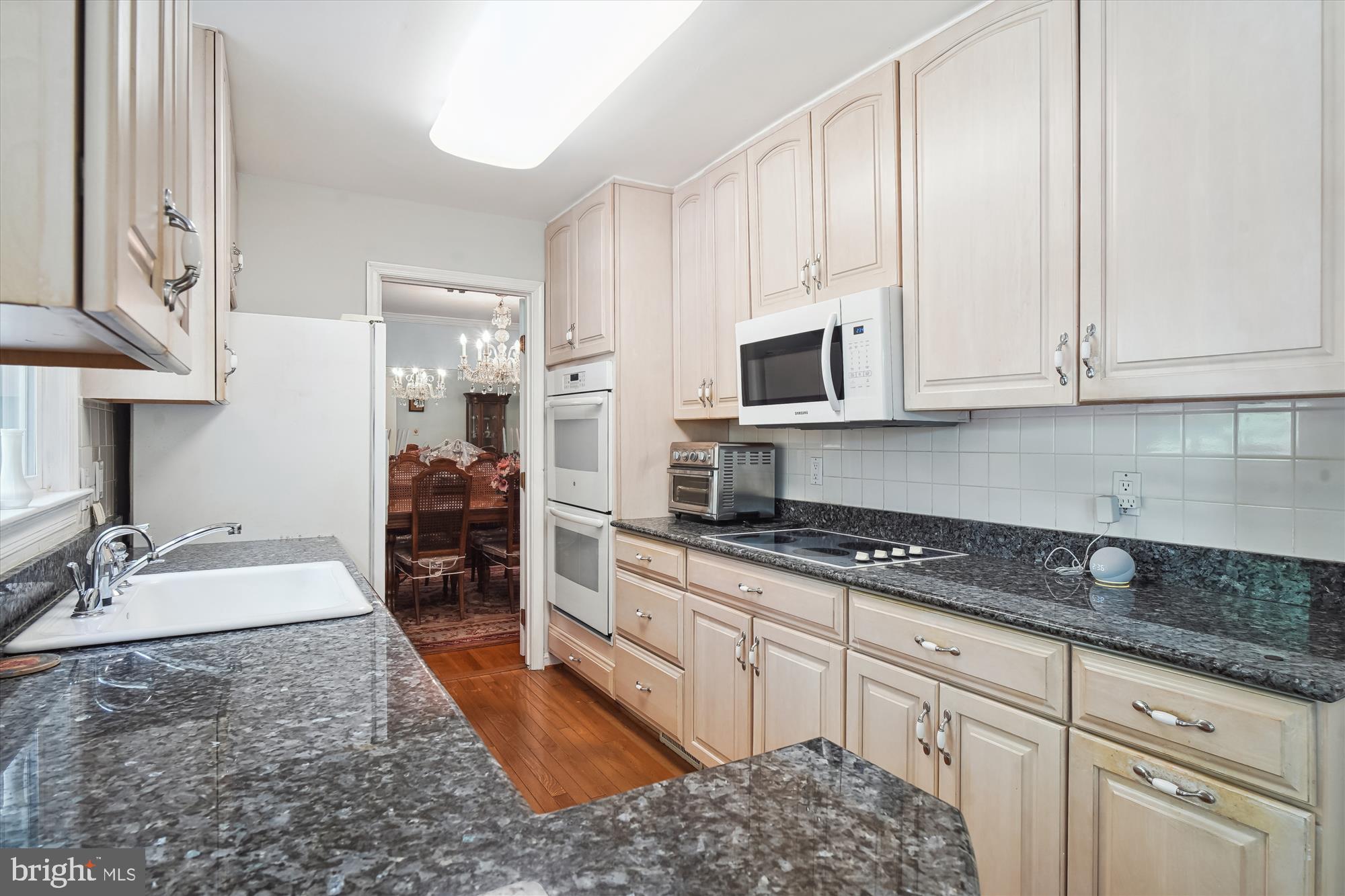 REGENCY ESTATES - Residential