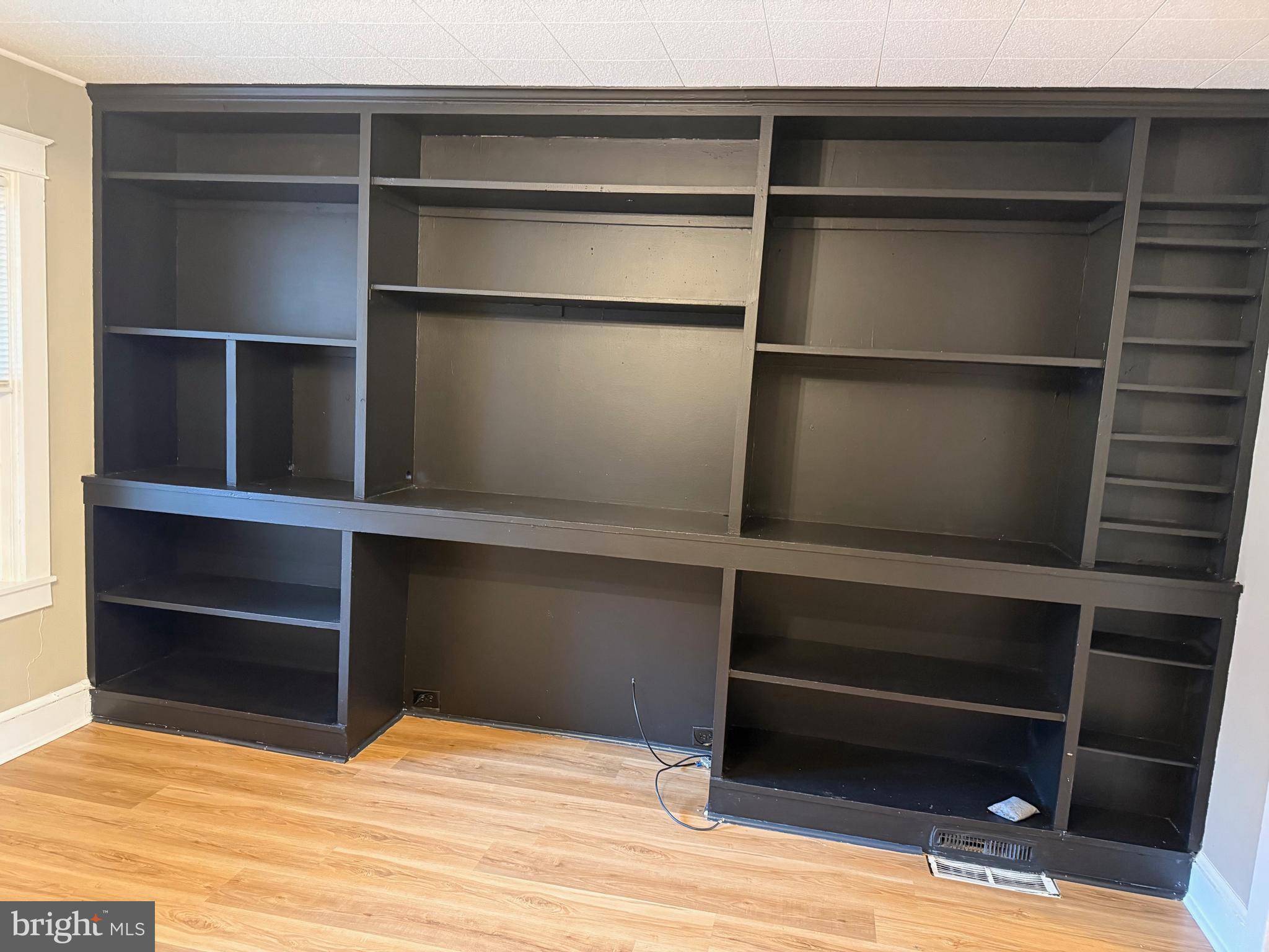 WEST END LANCASTER - Residential Lease