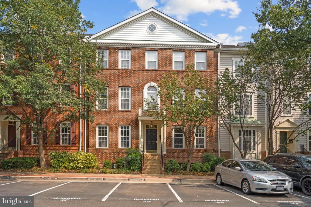 Photo of 1530 Northern Neck Drive #102, VIENNA, VA 22182 (MLS # VAFX2276188)