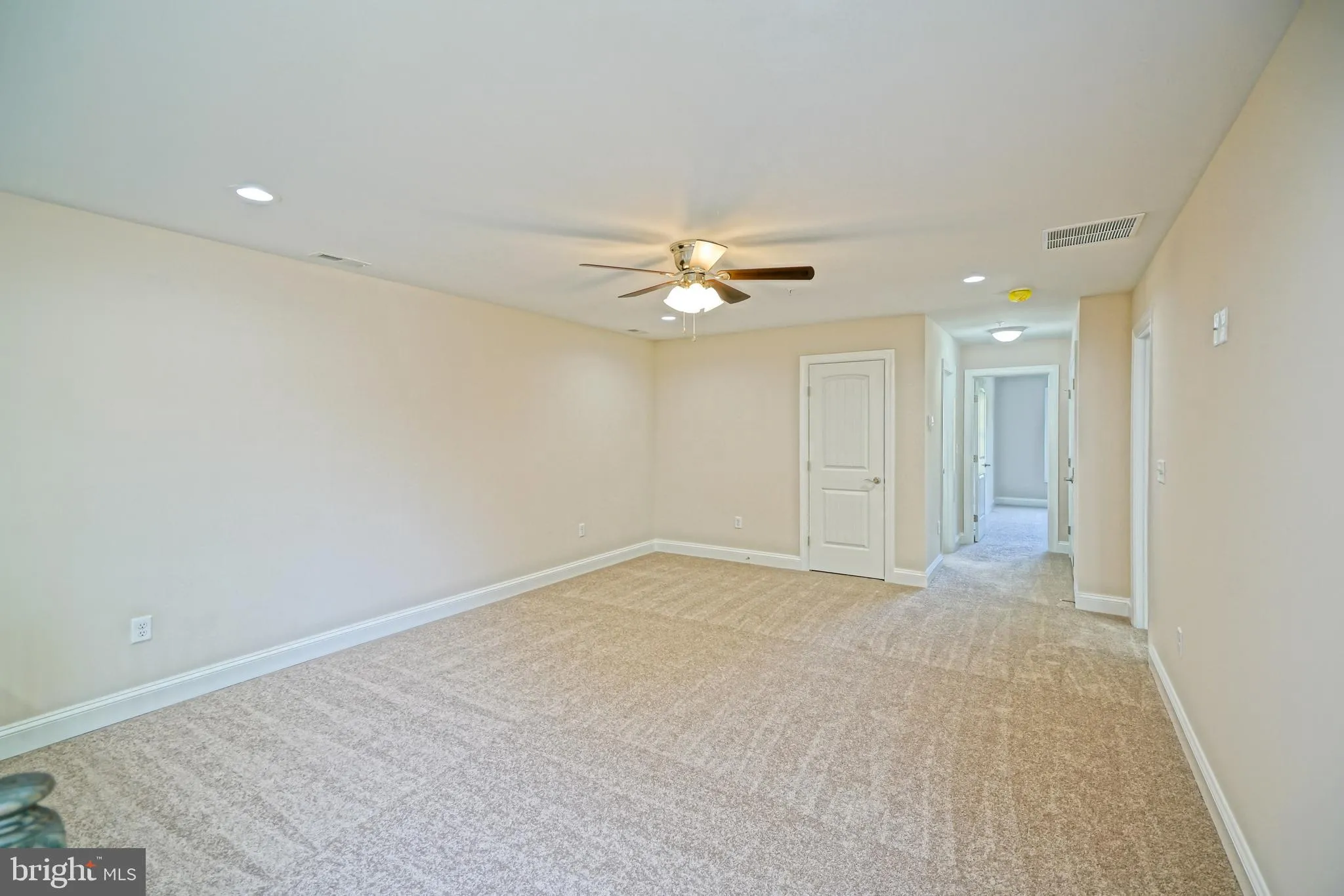 Milton, Delaware 19968, United States, 3 Bedrooms Bedrooms, ,3 BathroomsBathrooms,Residential,Pending,133402