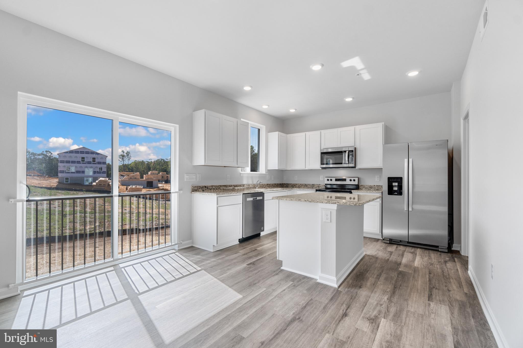 RED HILL - Residential