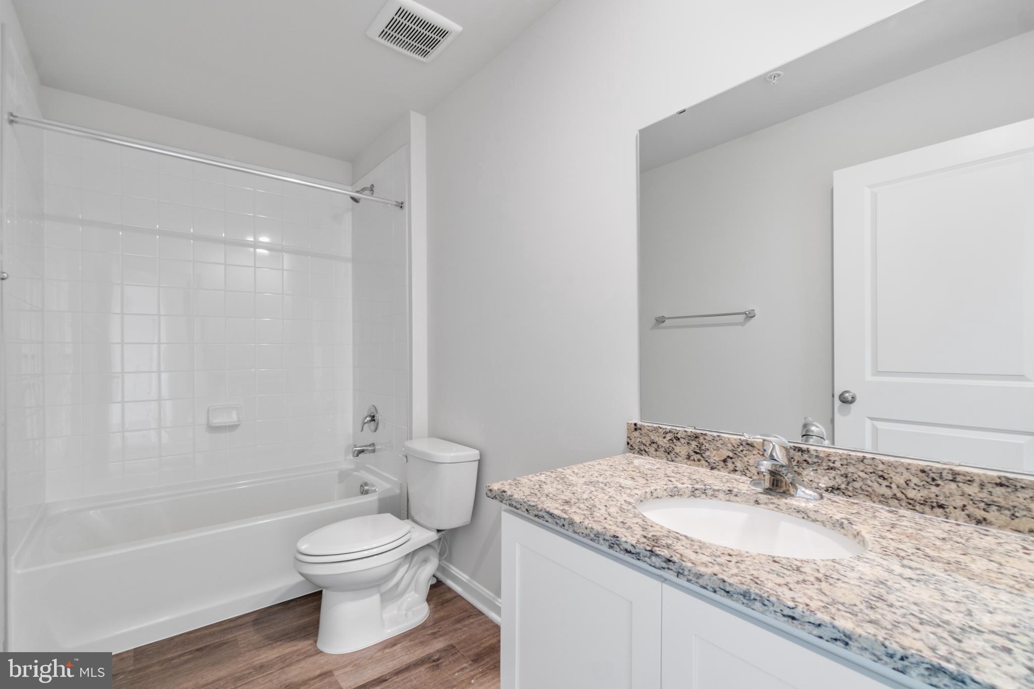 RED HILL - Residential