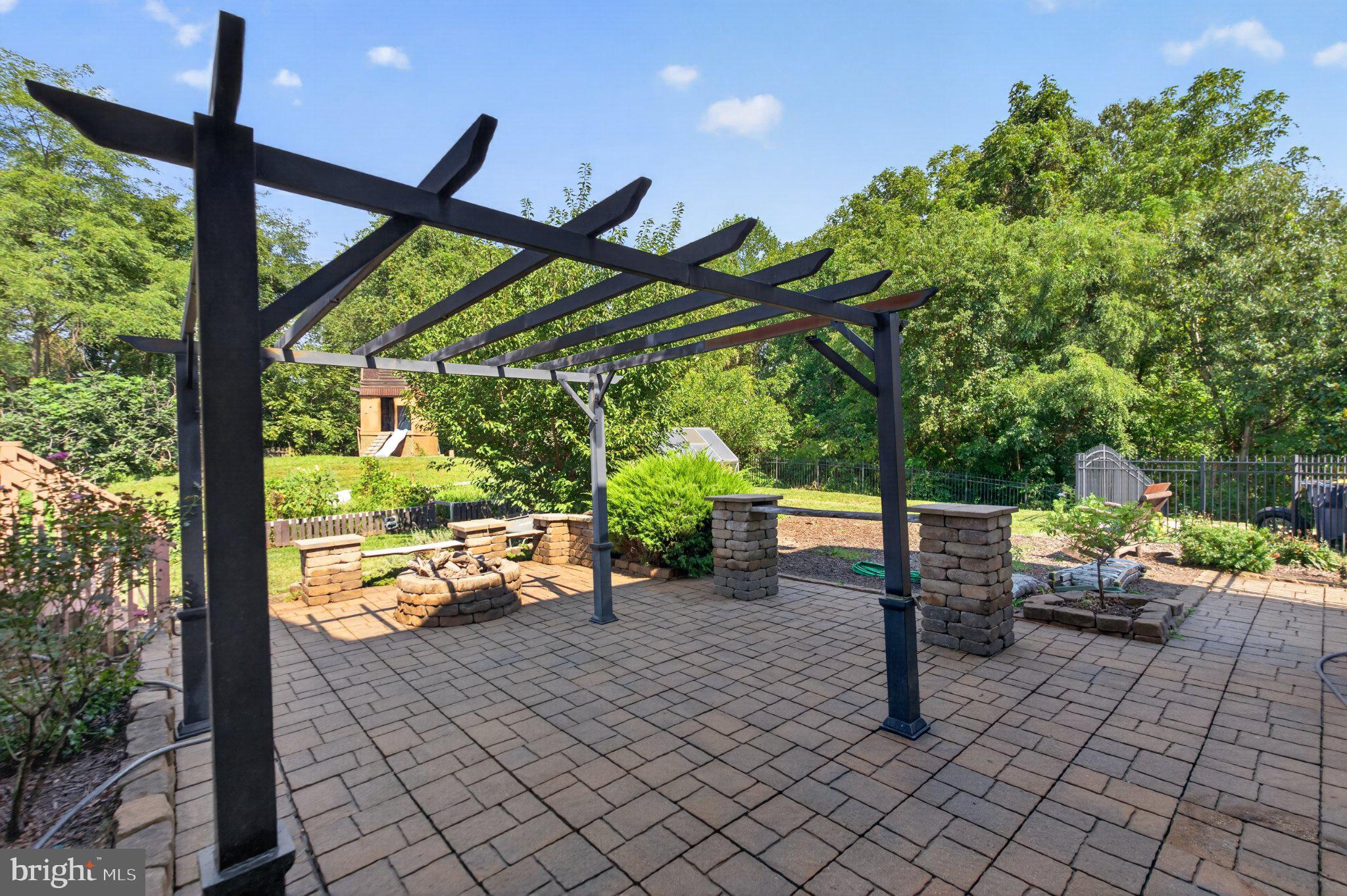 41402 OMAHA COURT
