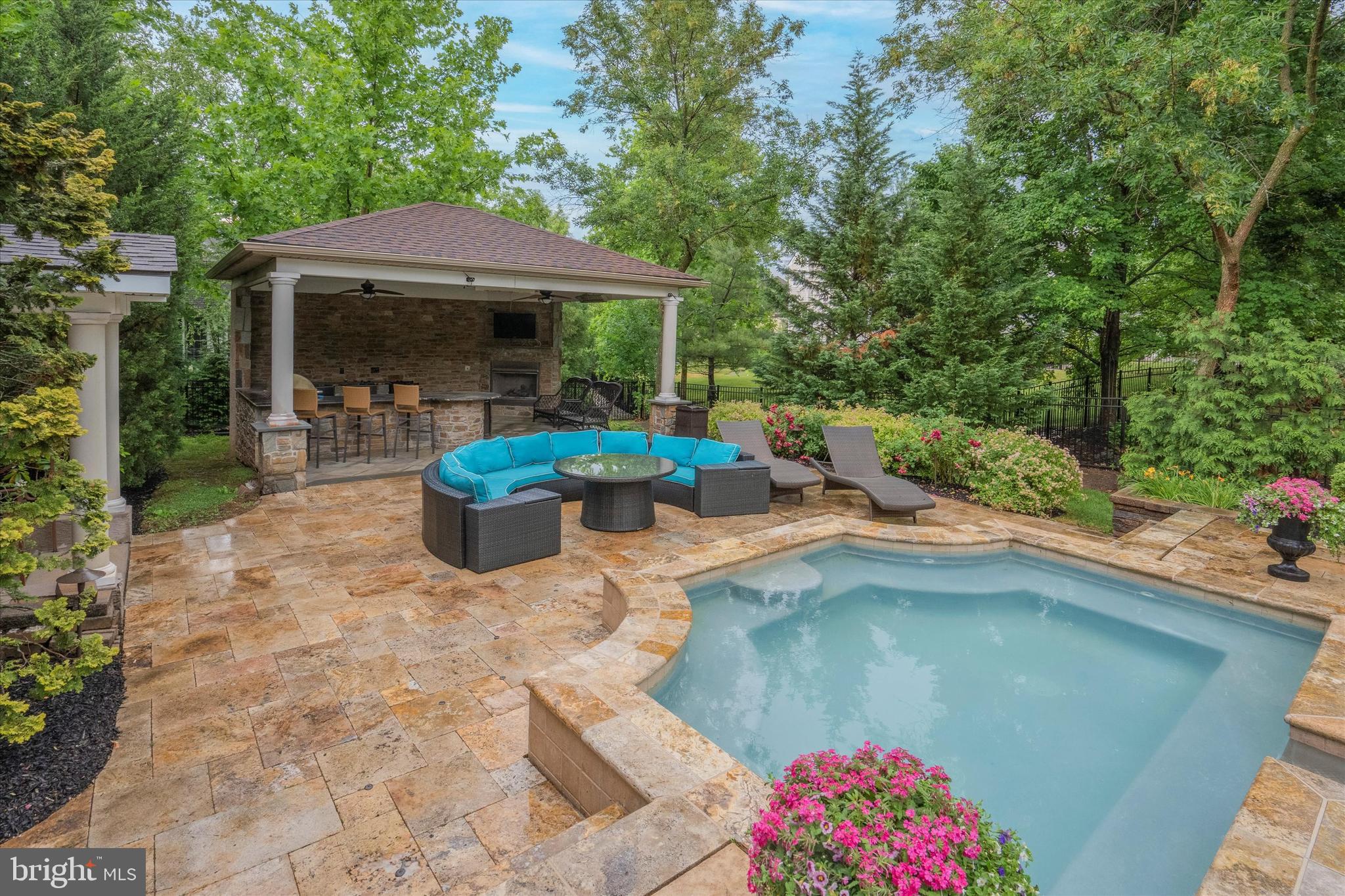 SPRINGHOUSE FARM - Residential