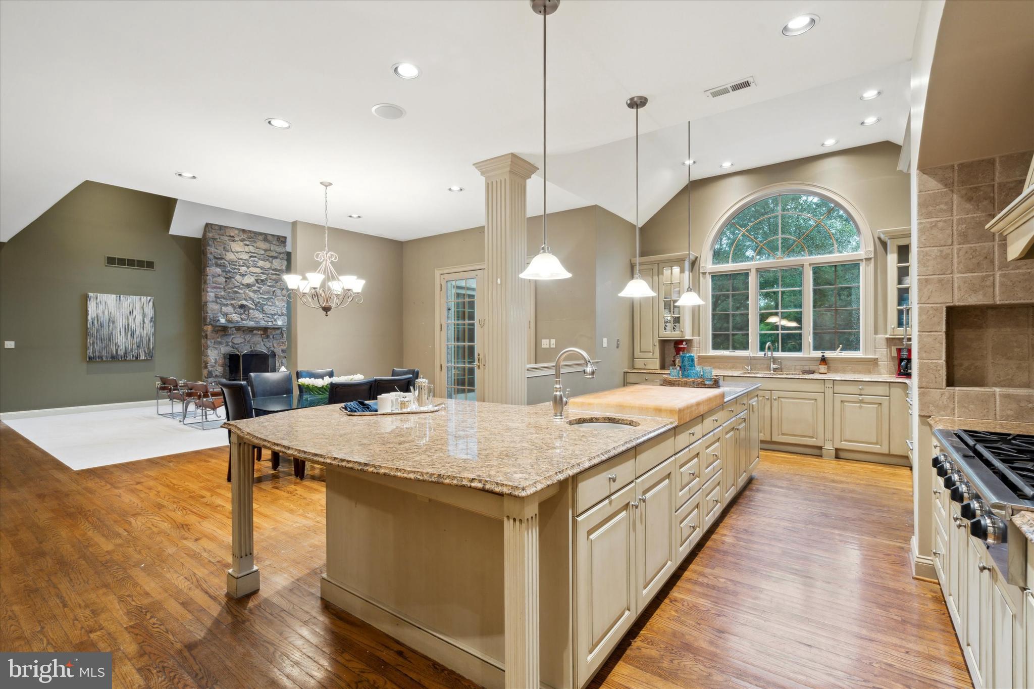 SPRINGHOUSE FARM - Residential