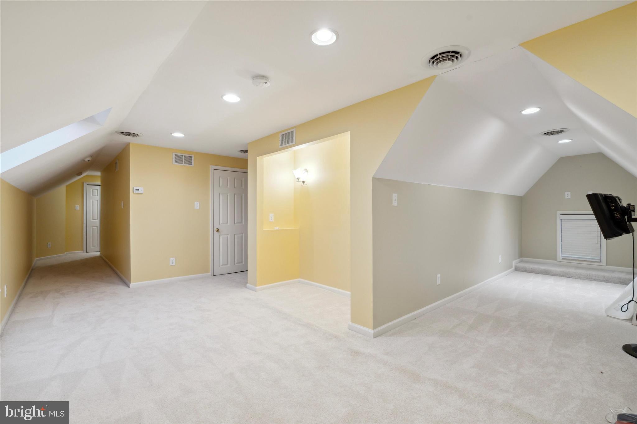 SPRINGHOUSE FARM - Residential