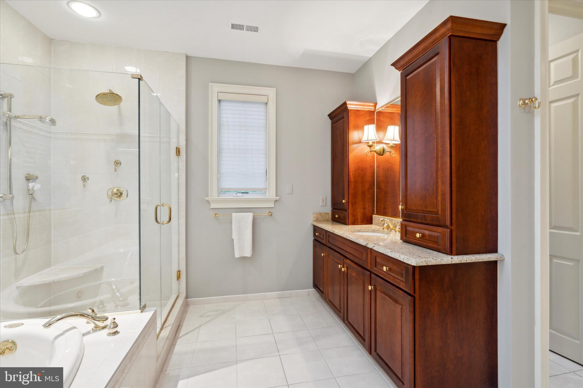 SPRINGHOUSE FARM - Residential