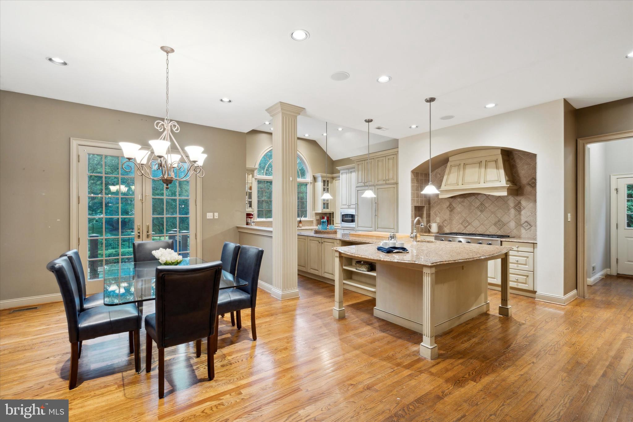 SPRINGHOUSE FARM - Residential