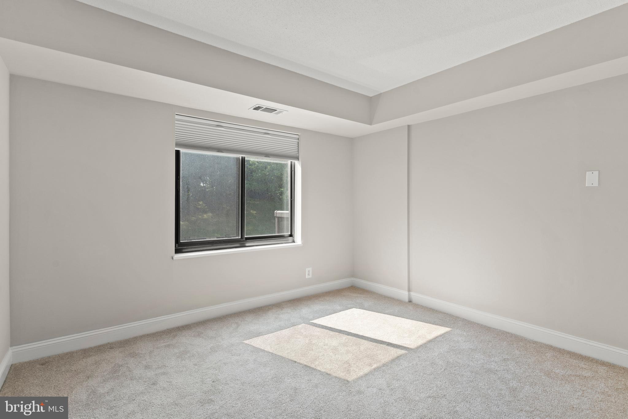 WATERGATE AT LANDMARK - Residential