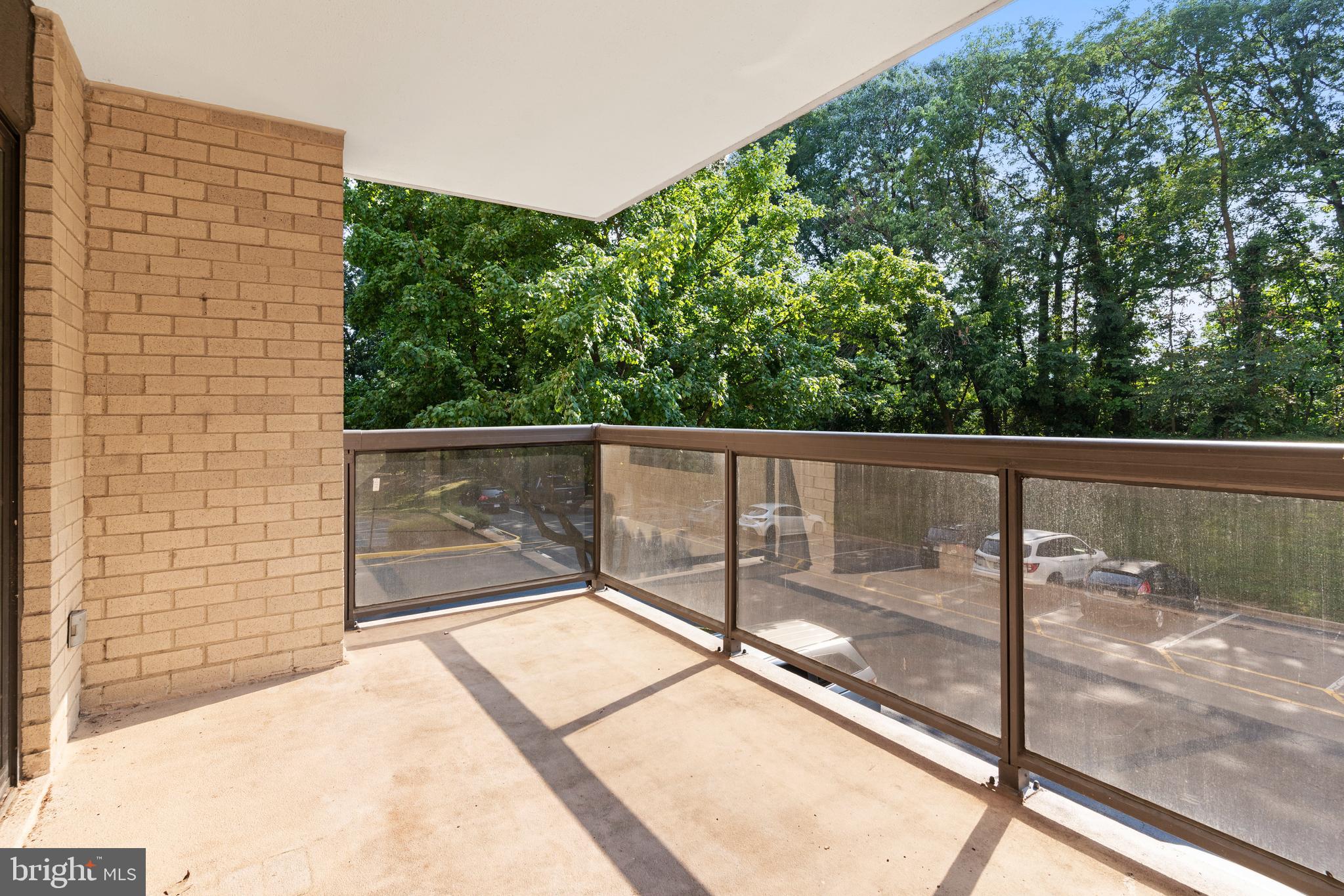 WATERGATE AT LANDMARK - Residential