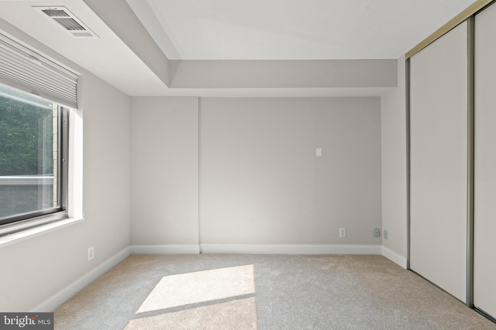 WATERGATE AT LANDMARK - Residential