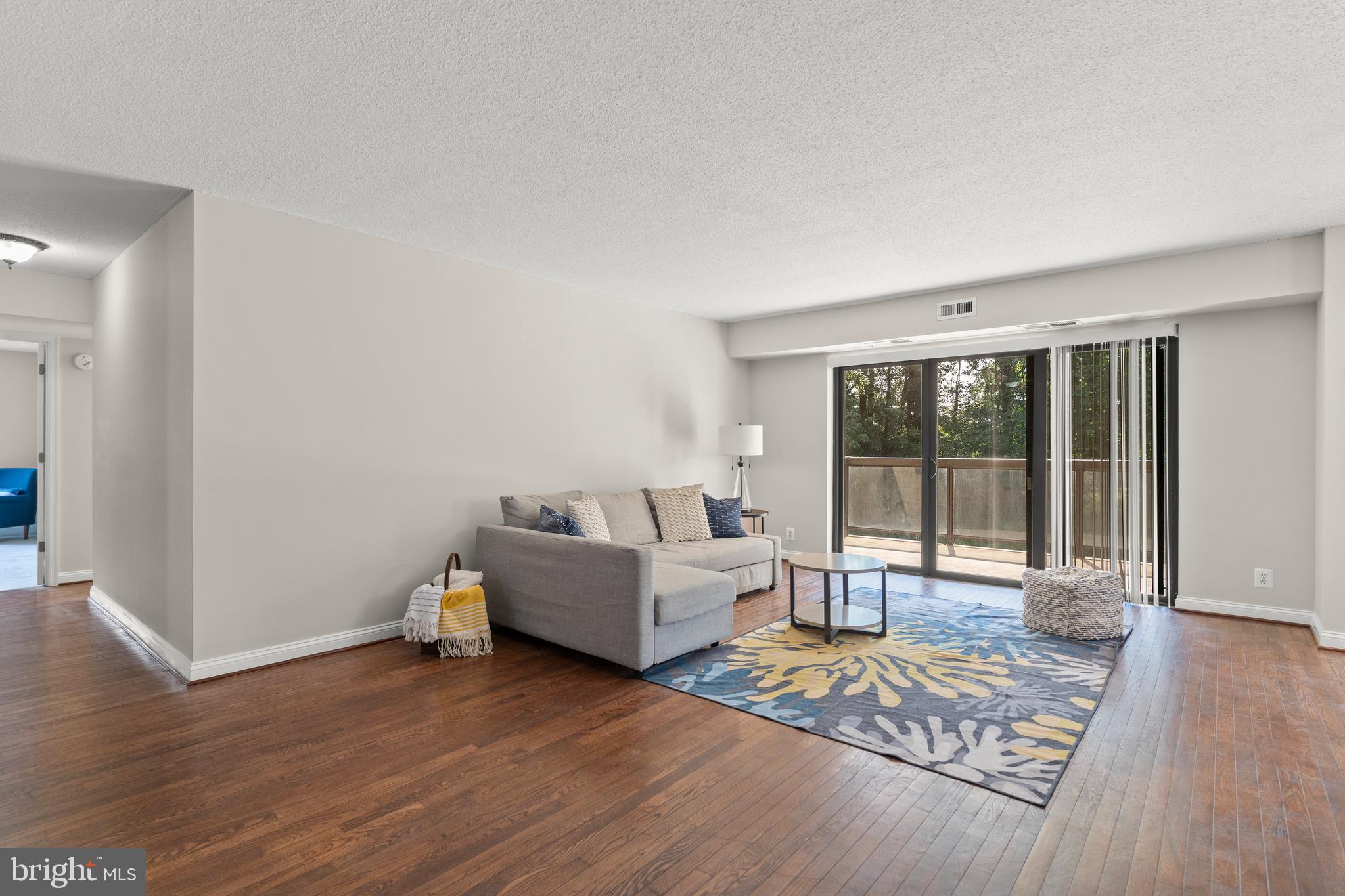 WATERGATE AT LANDMARK - Residential