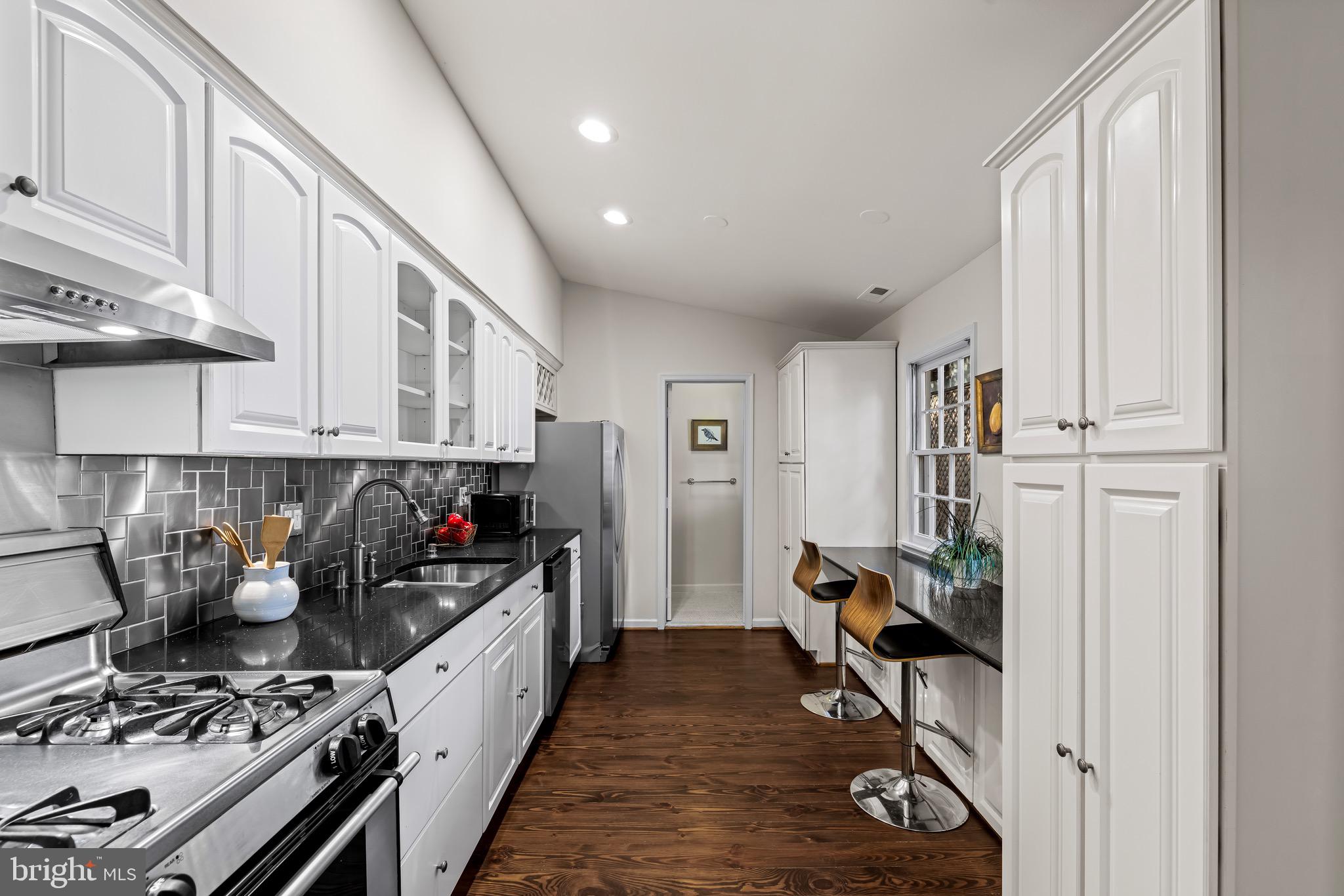 FELLS POINT HISTORIC DISTRICT - Residential