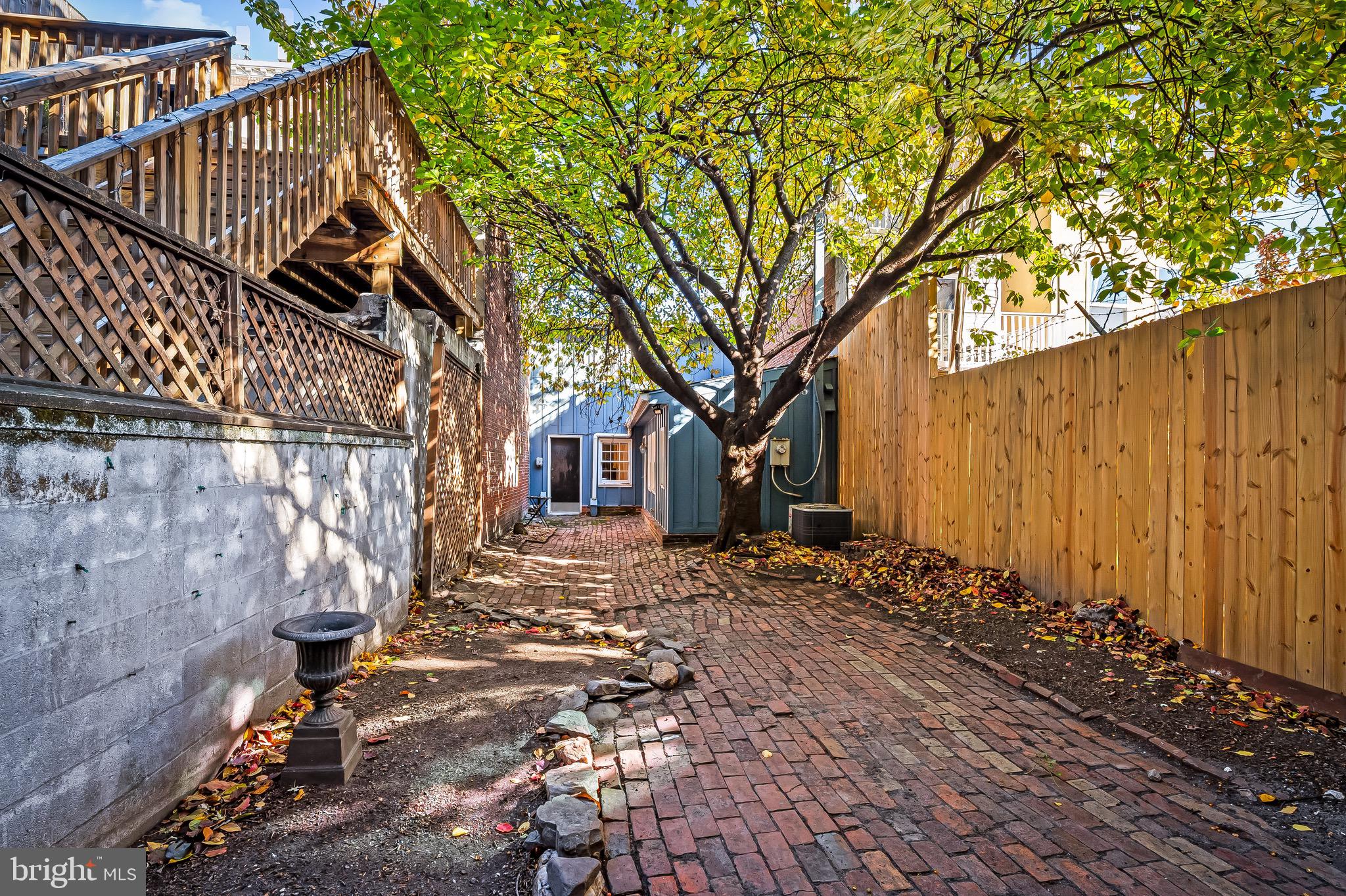 FELLS POINT HISTORIC DISTRICT - Residential