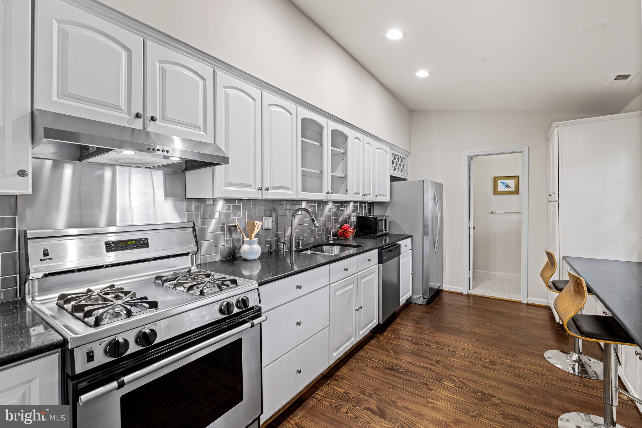 FELLS POINT HISTORIC DISTRICT - Residential