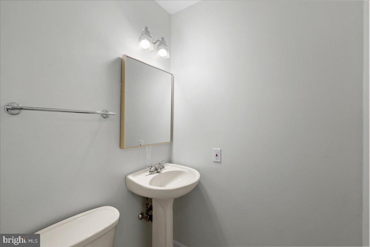 RESTON - Residential Lease