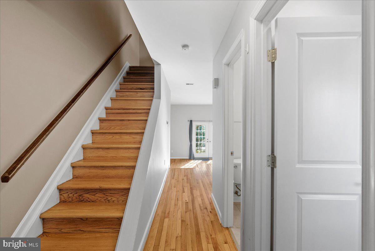 RESTON - Residential Lease