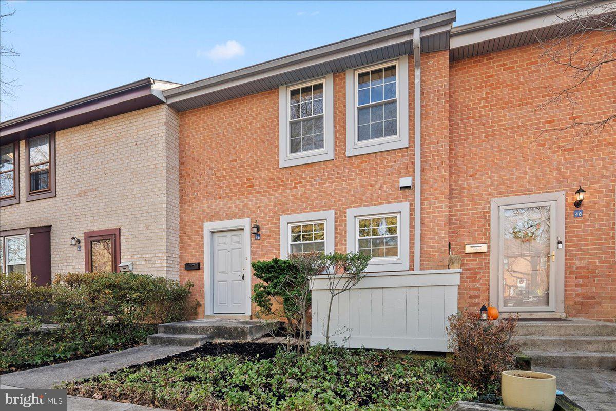 RESTON - Residential Lease