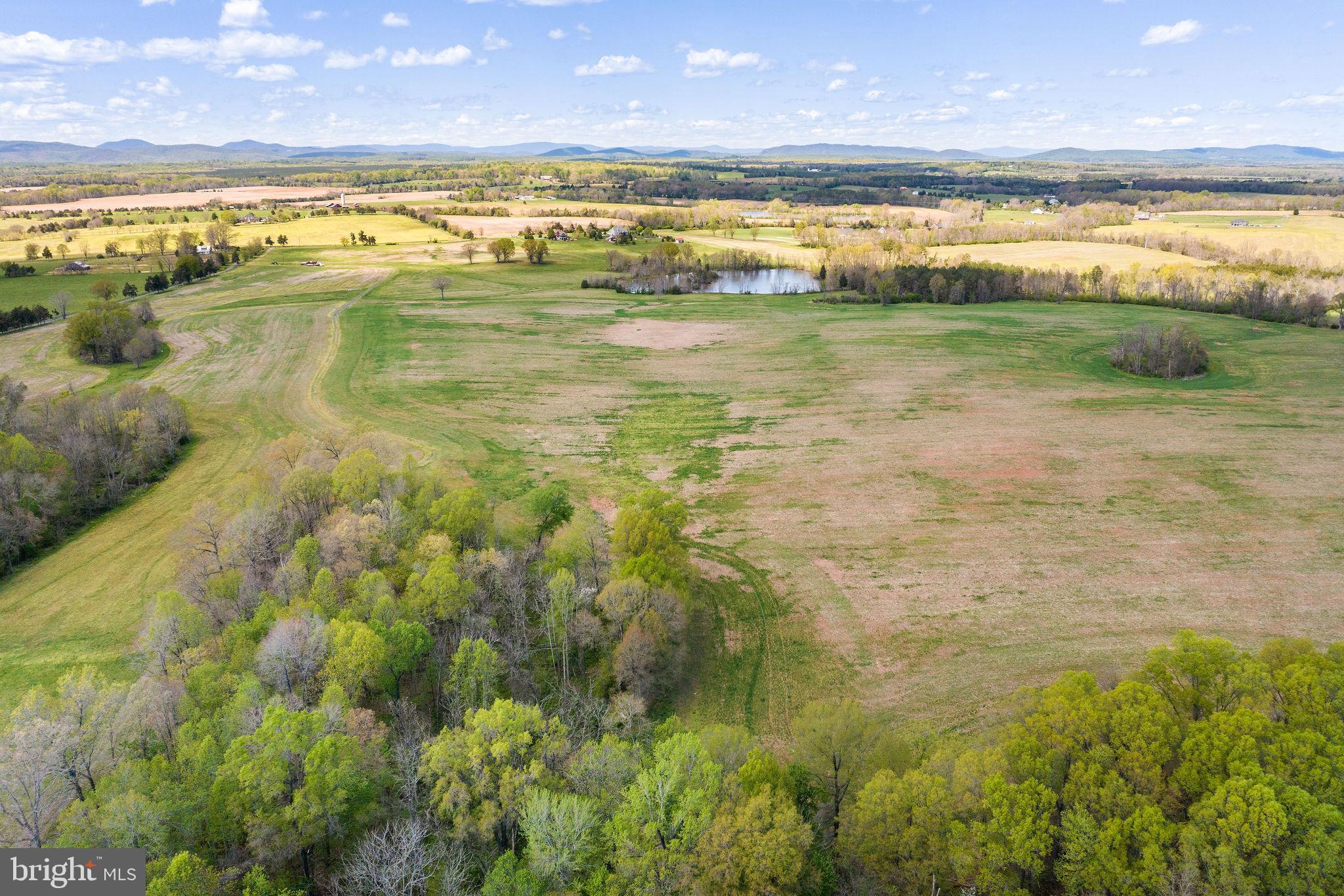 ROCK CASTLE CREEK - Farm
