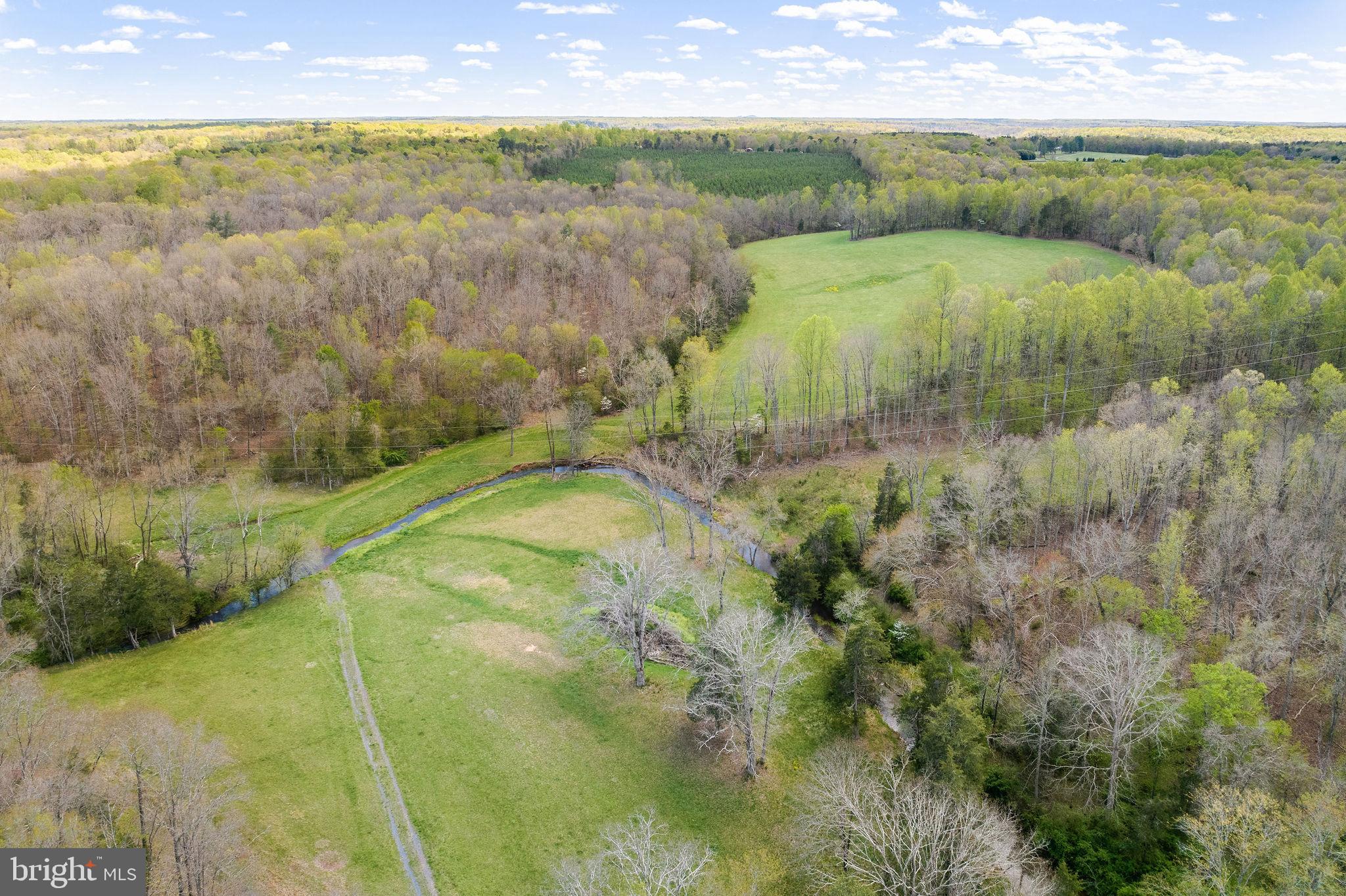 ROCK CASTLE CREEK - Farm