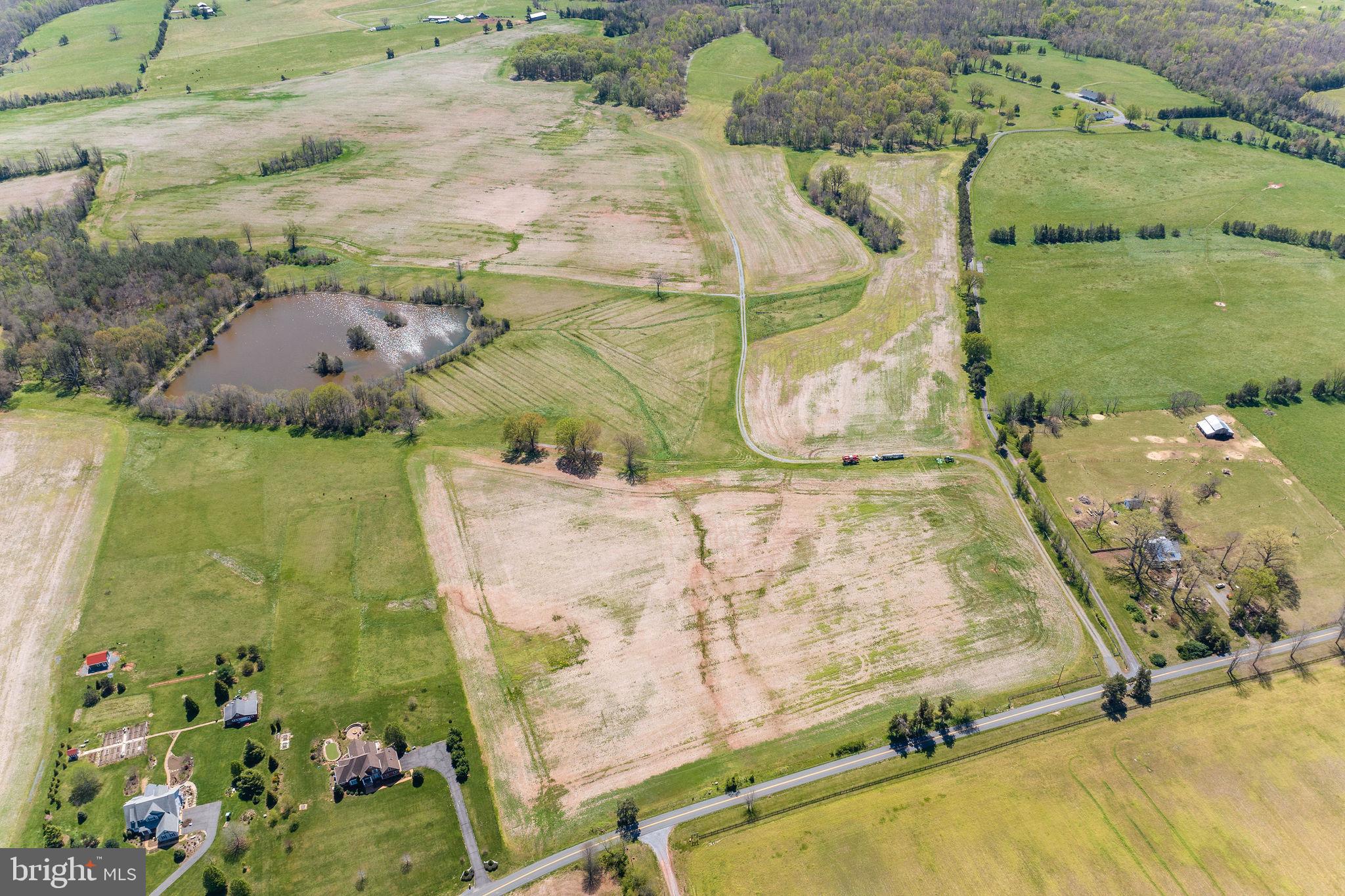 ROCK CASTLE CREEK - Farm