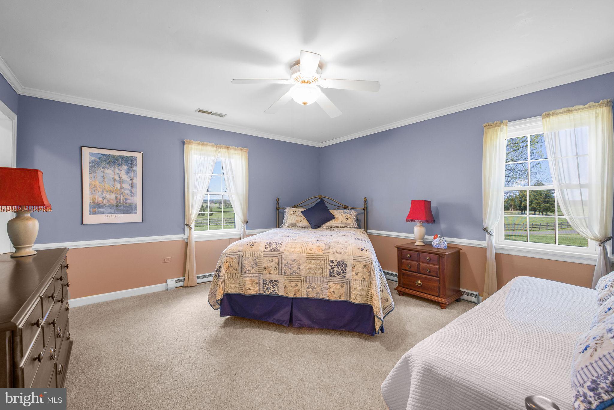 ROCK CASTLE CREEK - Farm