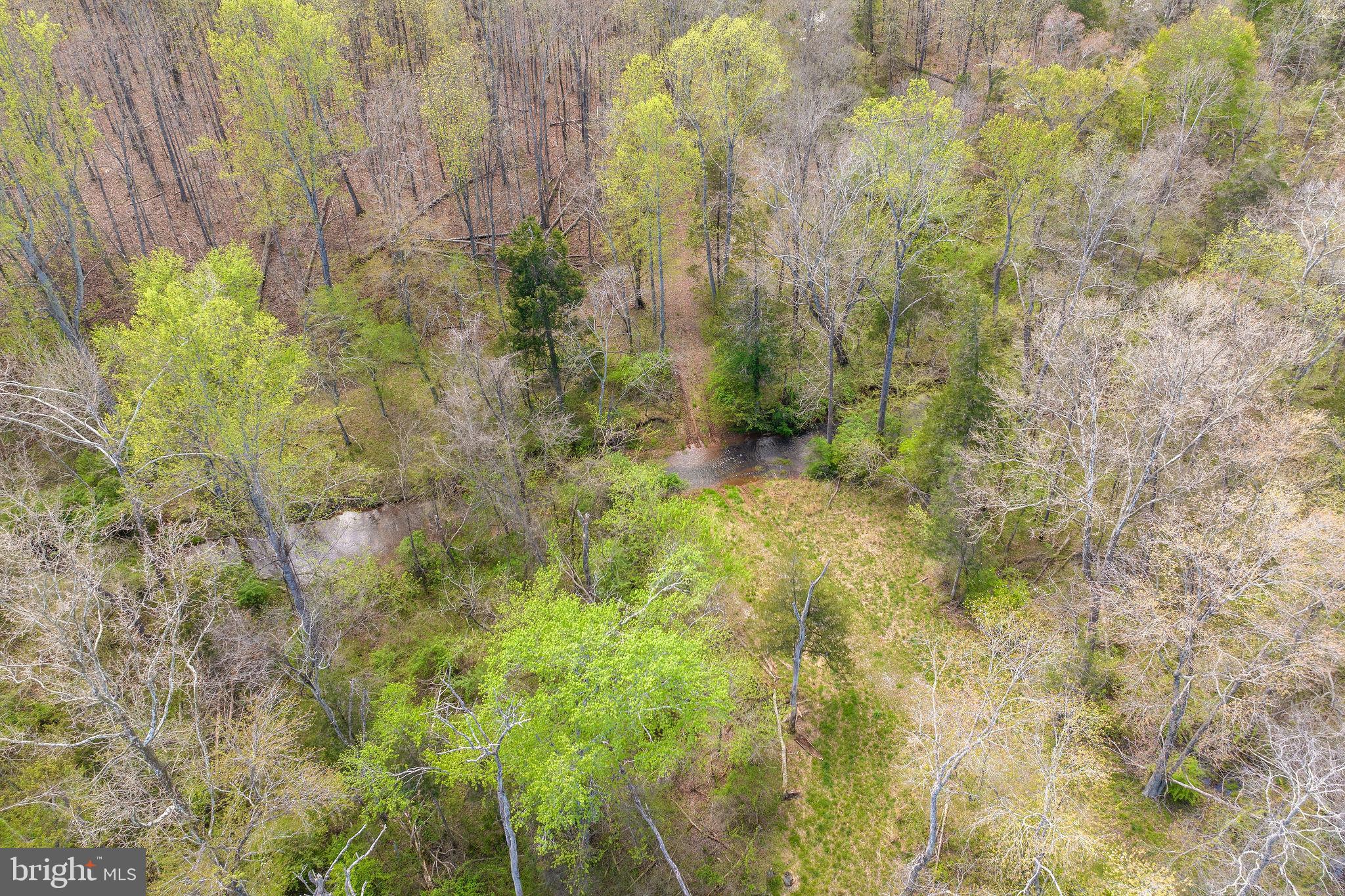 ROCK CASTLE CREEK - Farm