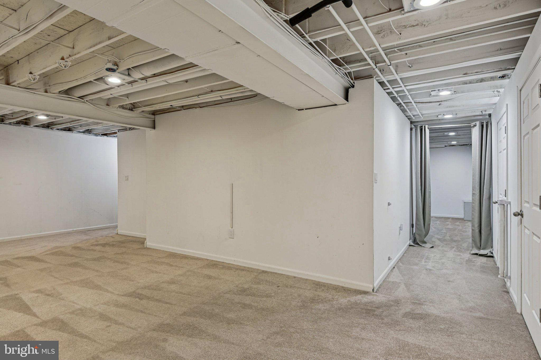 RIDGE FOREST - Residential