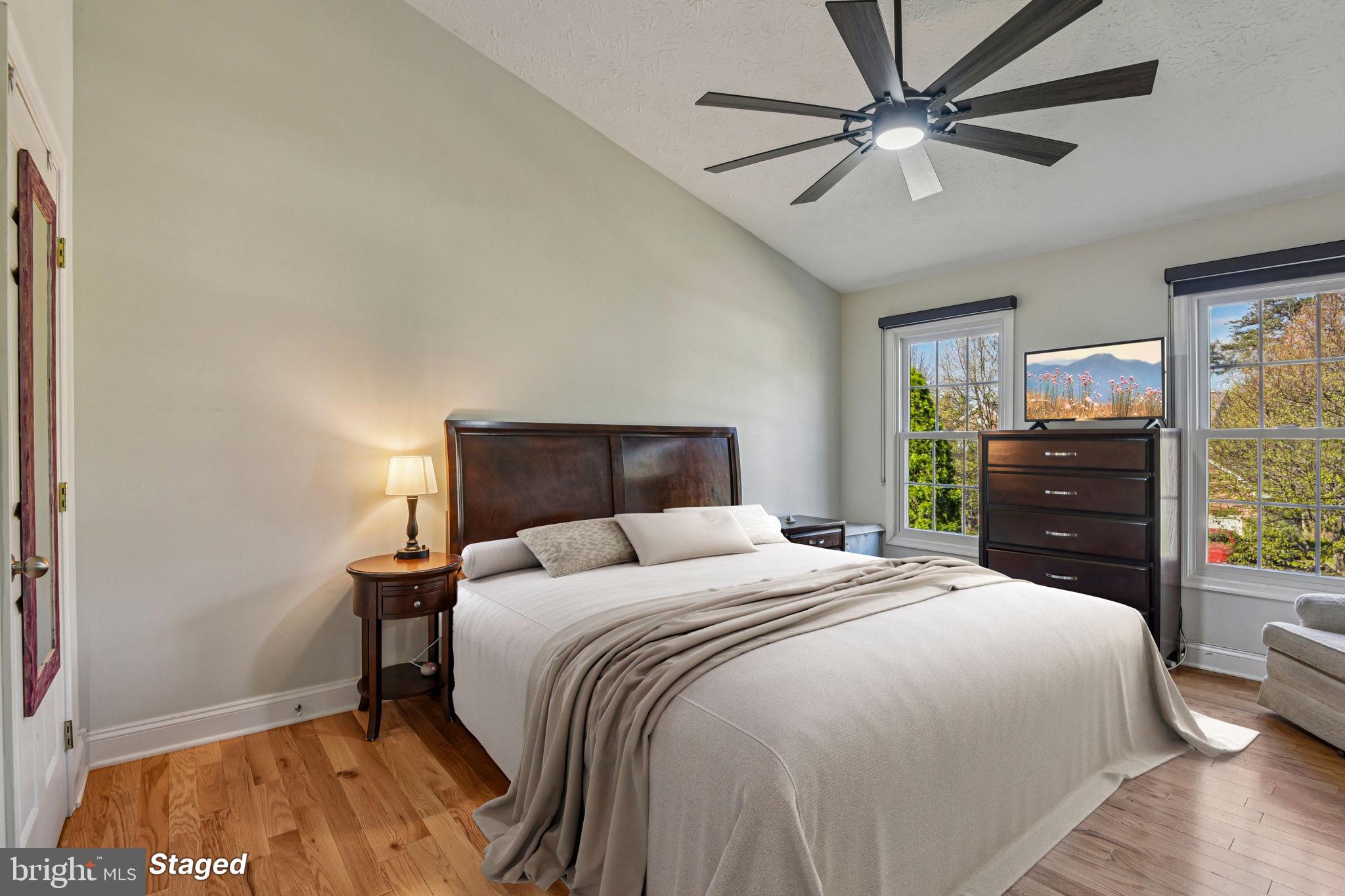 RIDGE FOREST - Residential