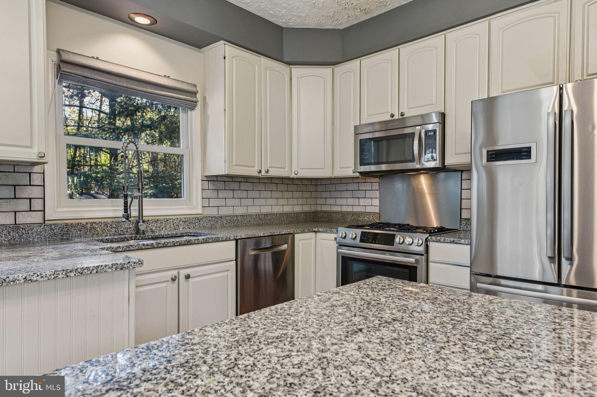 RIDGE FOREST - Residential