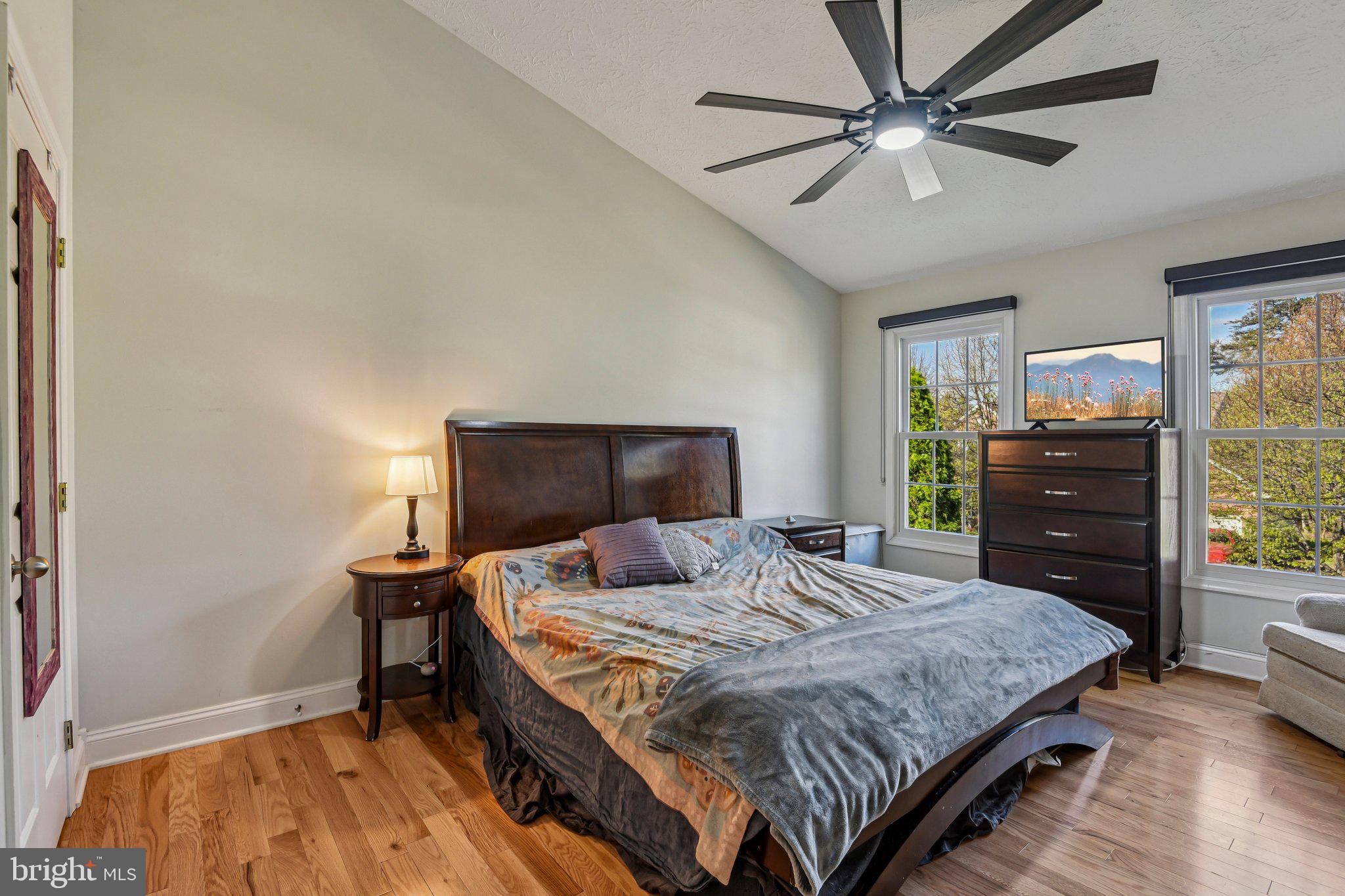 RIDGE FOREST - Residential