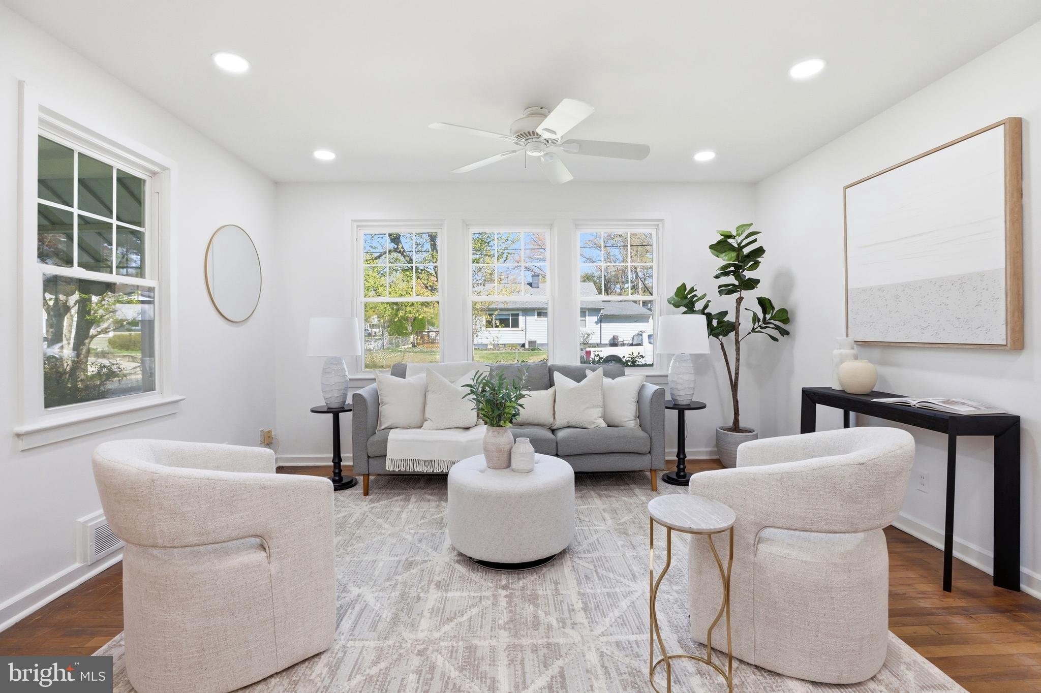 ROCKCREST - Residential