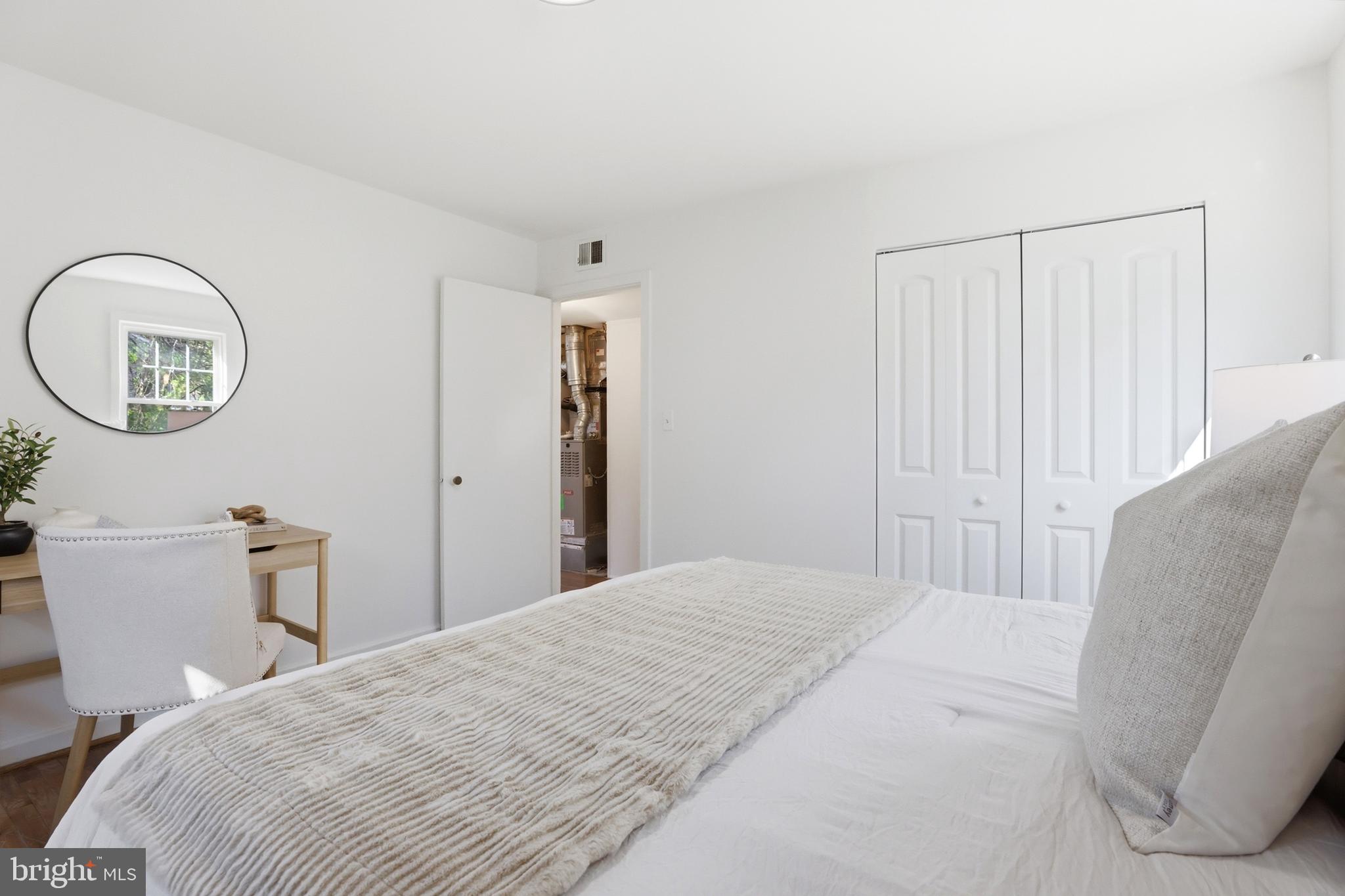 ROCKCREST - Residential