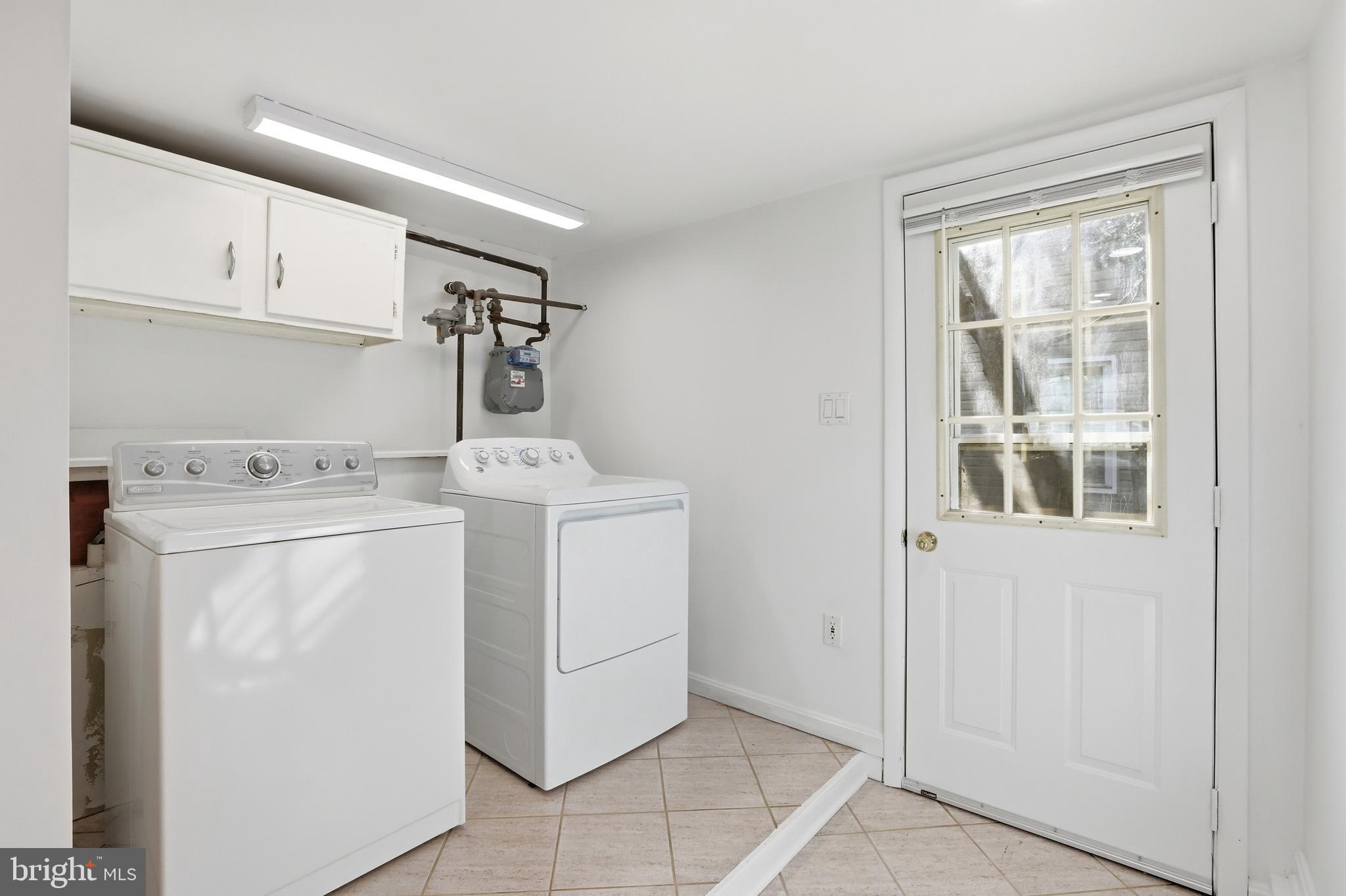 ROCKCREST - Residential