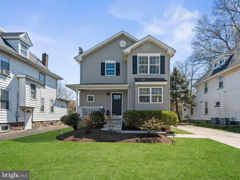 MLS: NJCD2114050