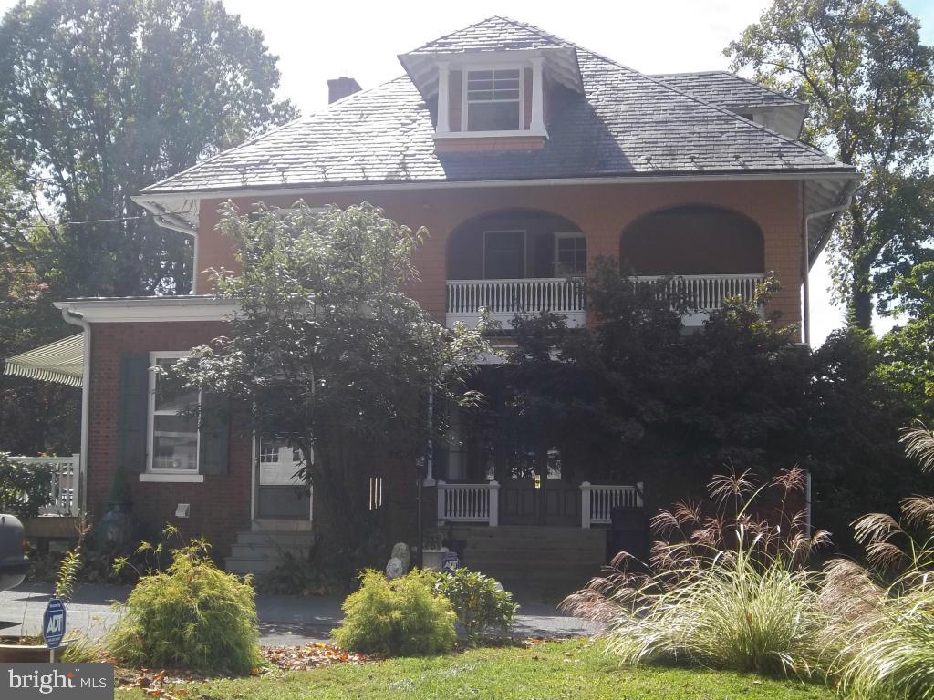 SCHOOL LANE HILLS - Residential