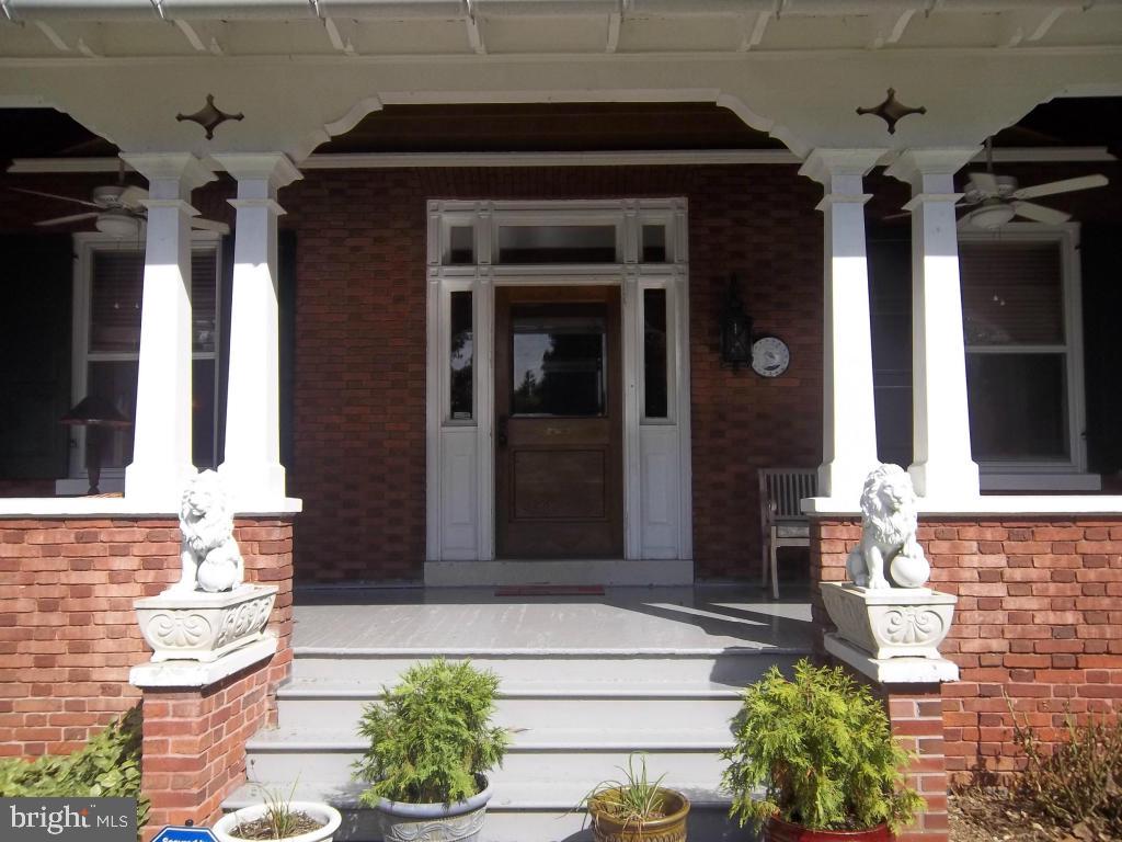 SCHOOL LANE HILLS - Residential