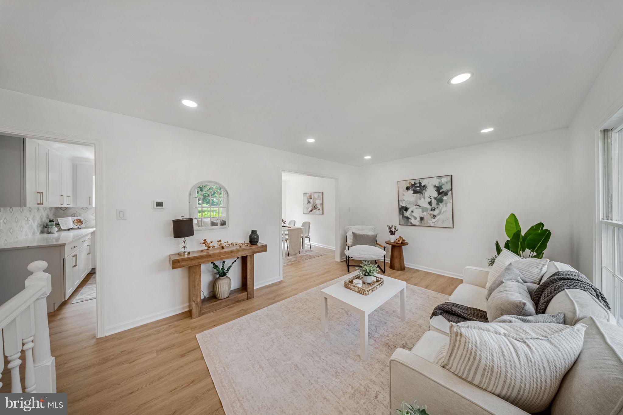 2406 TIMBERCREST DRIVE