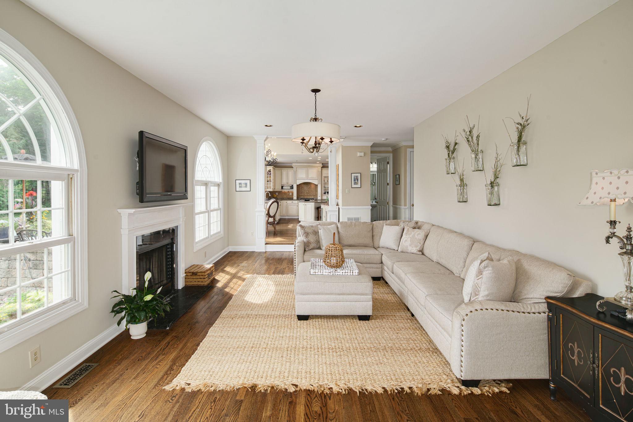 ESTS AT WARWICK L - Residential