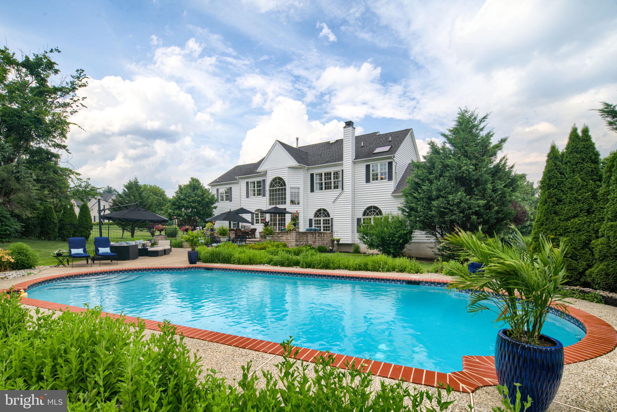 ESTS AT WARWICK L - Residential