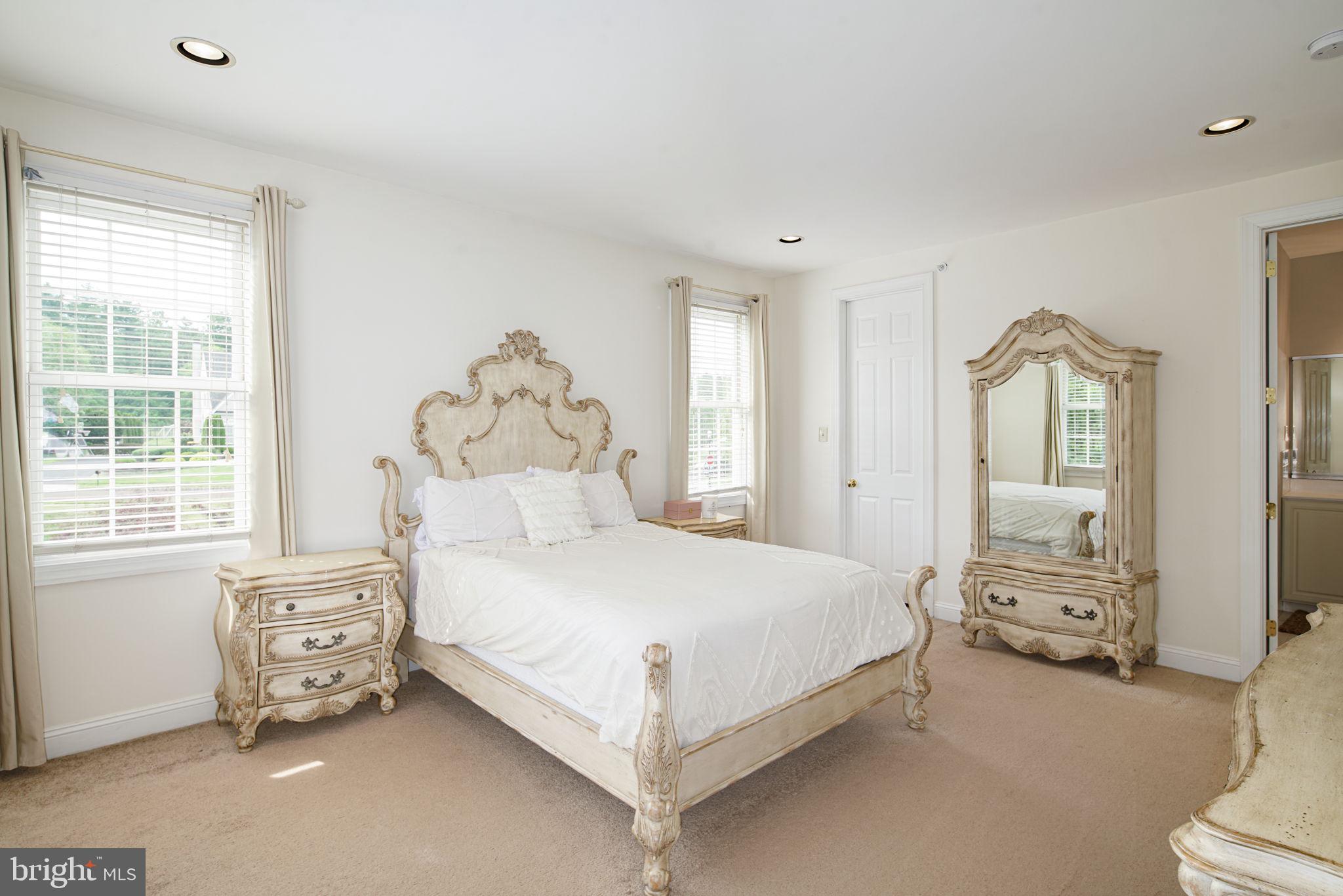 ESTS AT WARWICK L - Residential