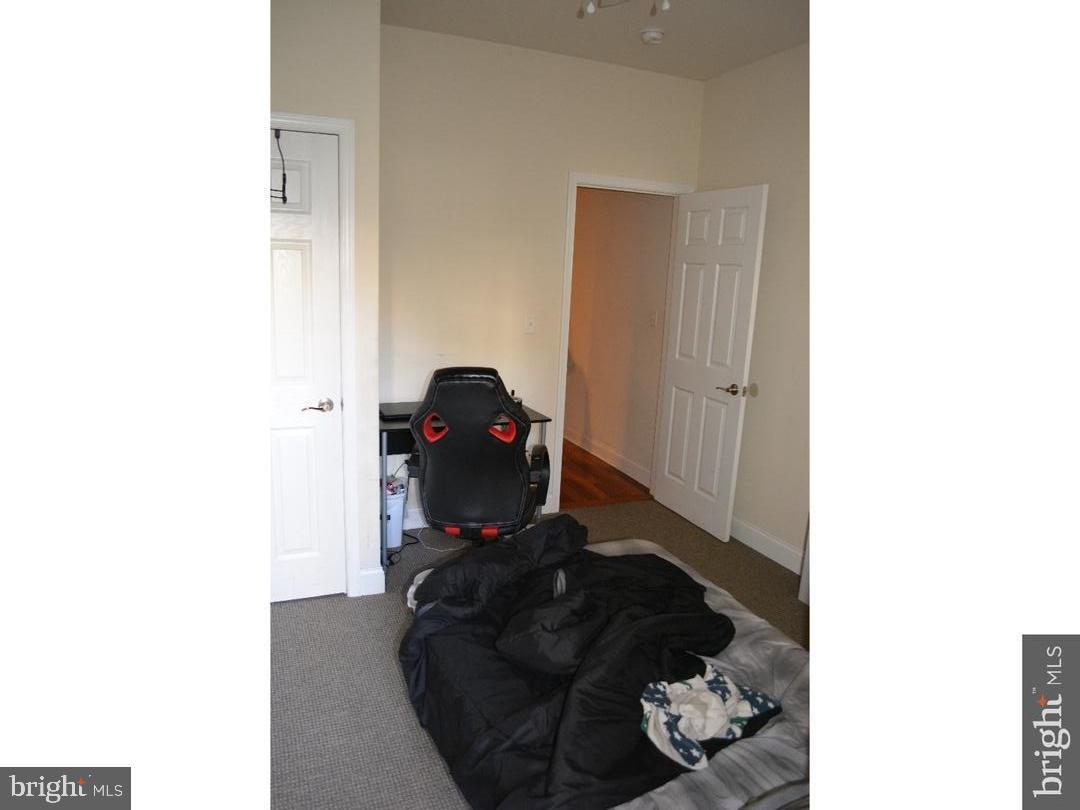 TEMPLE UNIVERSITY - Residential Lease