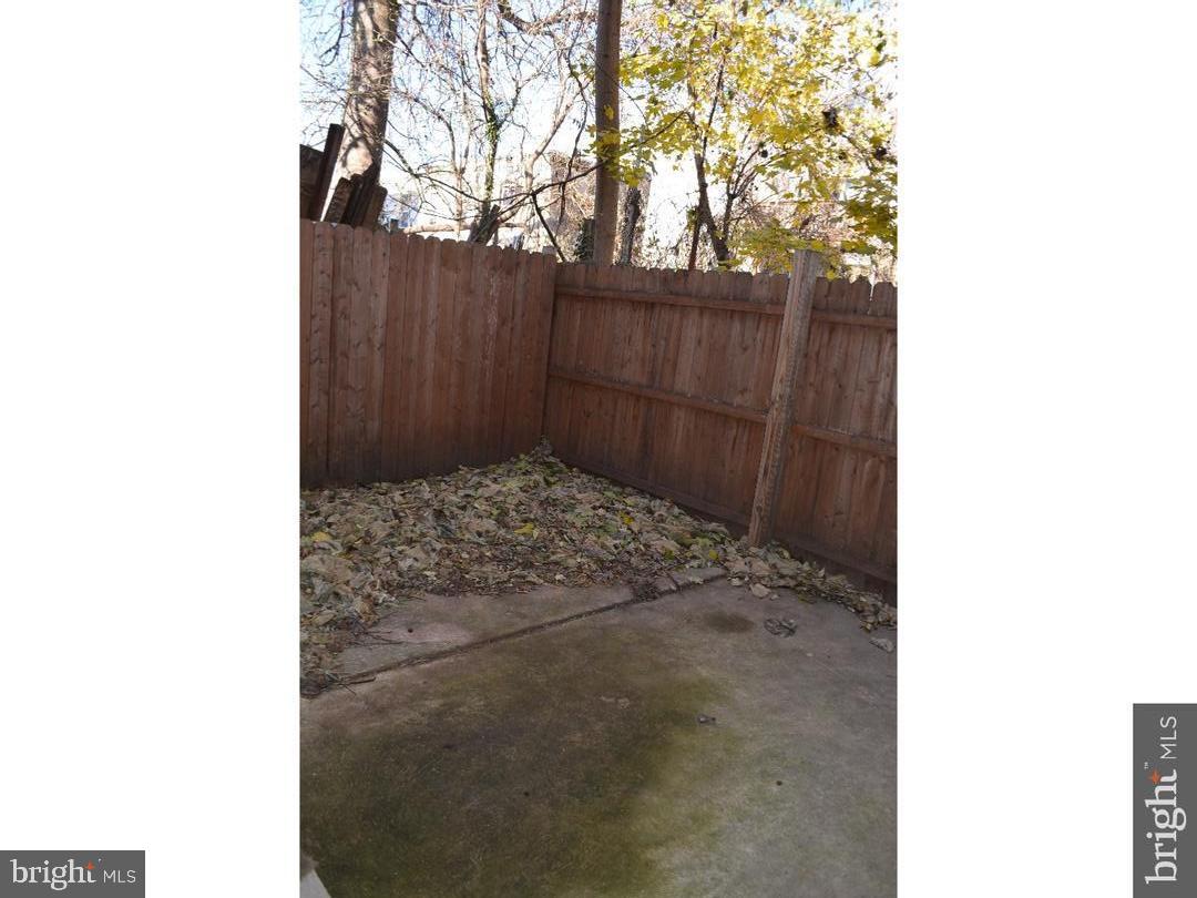 TEMPLE UNIVERSITY - Residential Lease