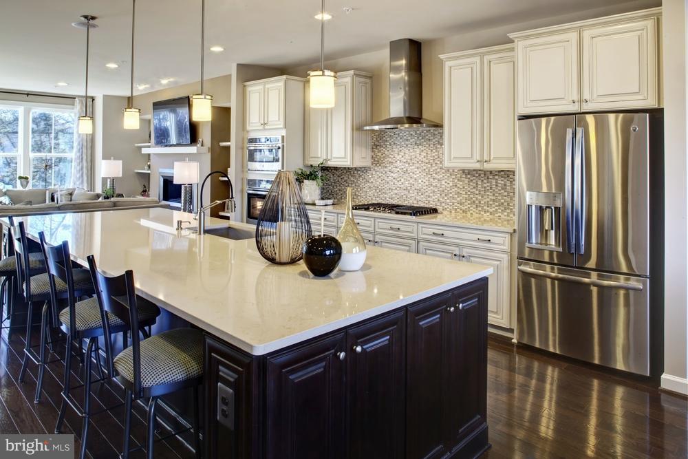 GREENBELT STATION - Residential