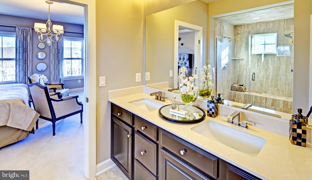 GREENBELT STATION - Residential