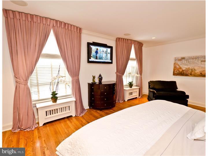 RITTENHOUSE SQUARE - Residential