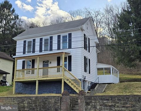 314 N MAIN STREET YEAGERTOWN PA 17099