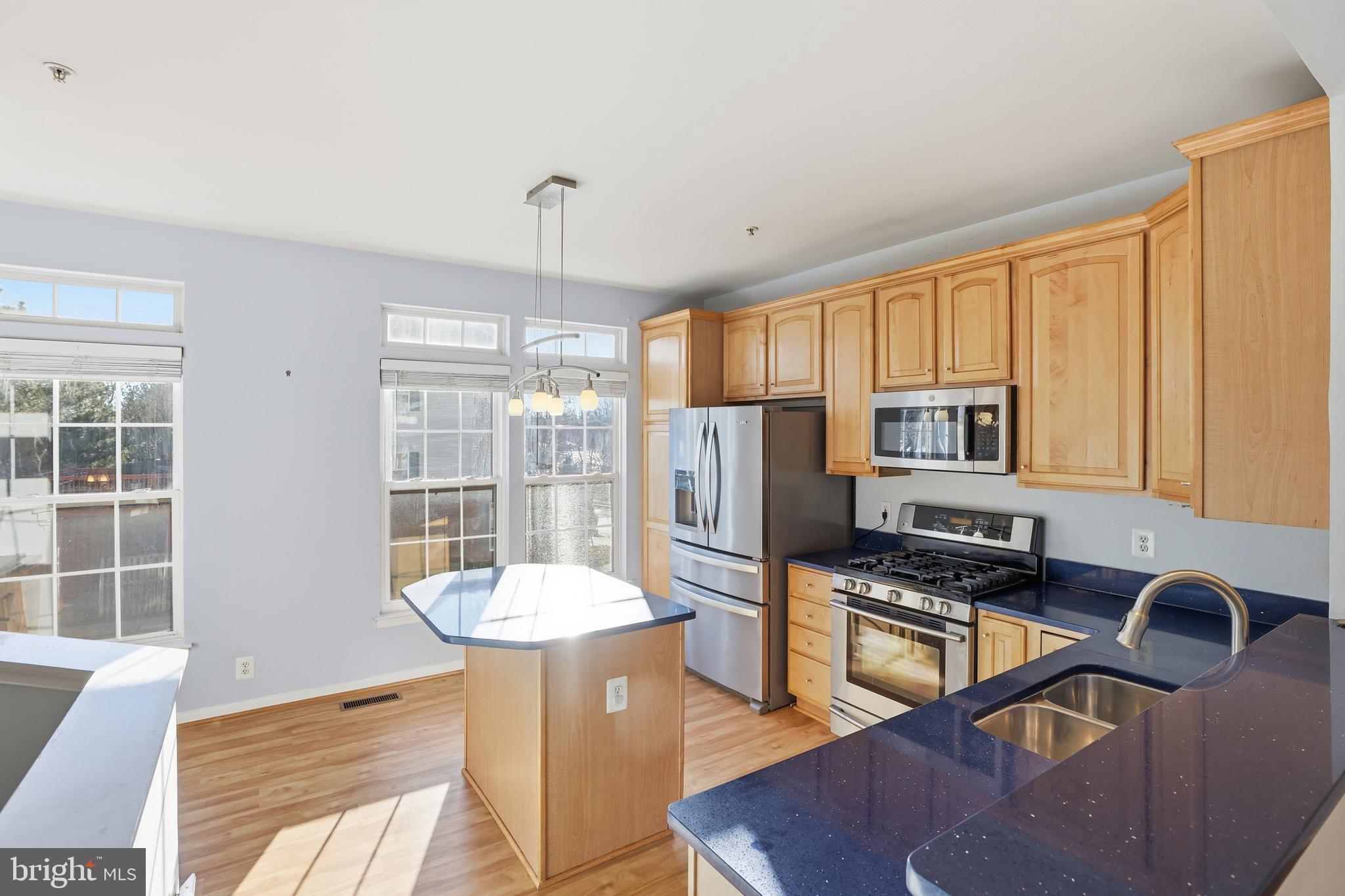 2957 HUNTINGTON GROVE SQUARE